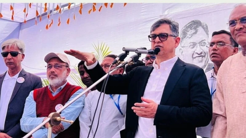 মুক্তিযোদ্ধাদের ব্যবহার করে নিজেদের স্বাধীনতার পক্ষের শক্তি দাবি করছে জামায়াত: সালাহউদ্দিন আহমেদ