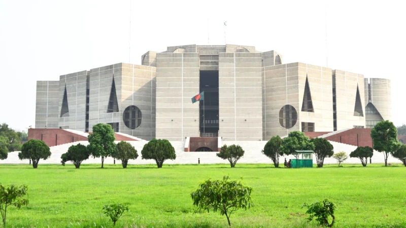 মন্ত্রিসভায় যাচ্ছেন যারা