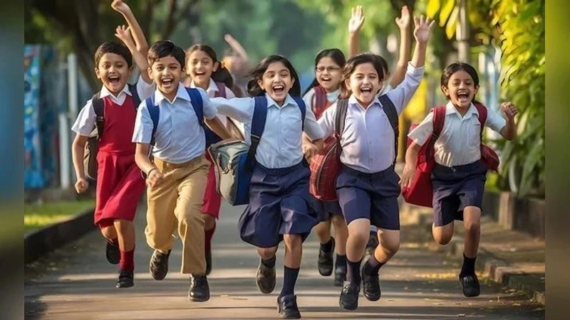 আজ থেকে ছুটি শুরু, স্কুল বন্ধ থাকবে ৩৬ দিন