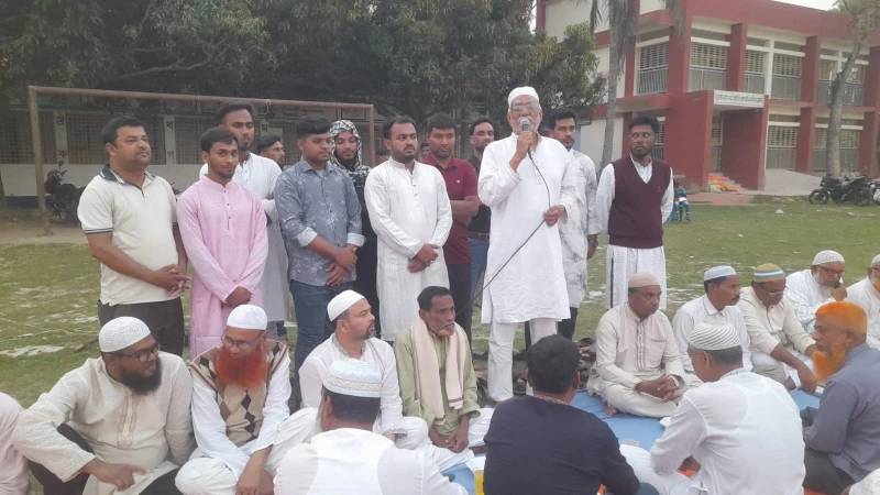 চারঘাটে মরহুম আব্দুস সালামের স্মরণে বিএনপির ইফতার ও দোয়া মাহফিল