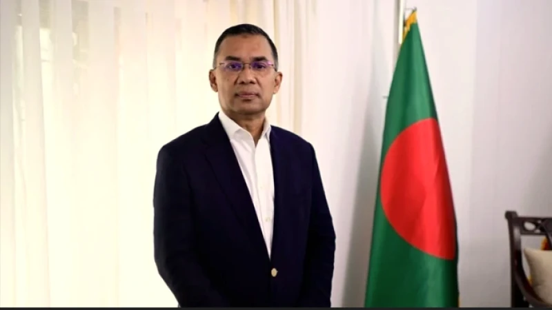 বাড়ির দরজা খুলেই প্রধানমন্ত্রী বললেন ‘চলেন যুদ্ধে যাই’