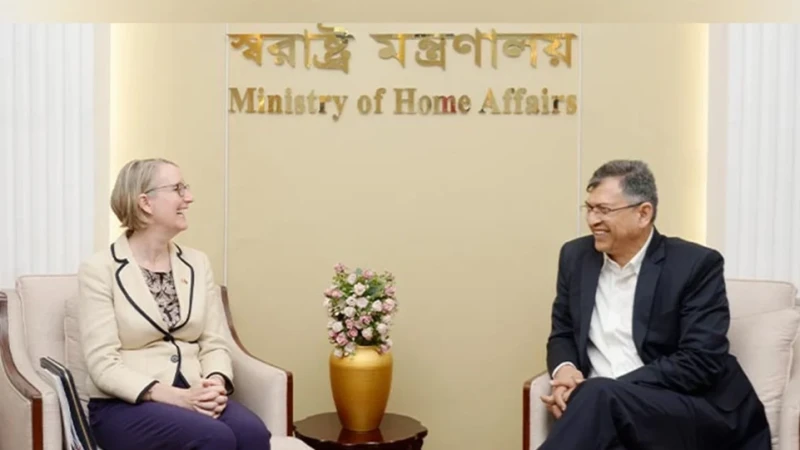 রোহিঙ্গা শরণার্থীদের সহায়তা অব্যাহত রাখতে চায় যুক্তরাজ্য