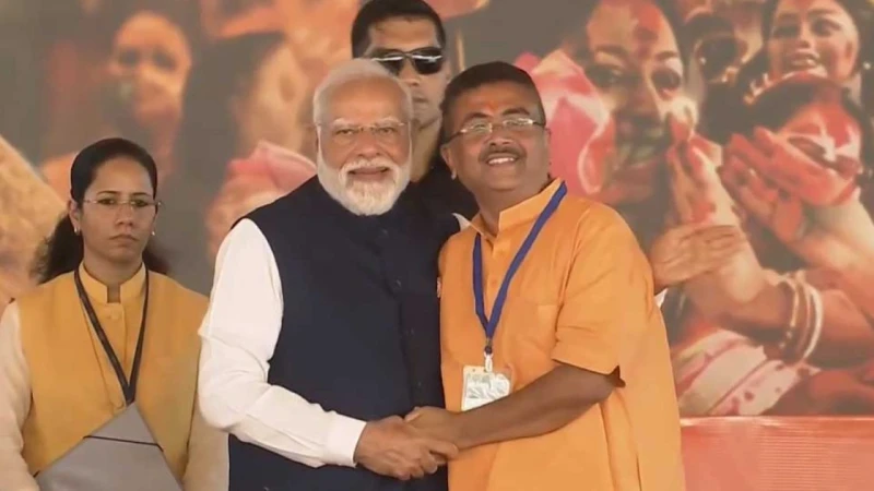পশ্চিমবঙ্গে বিজেপির প্রথম মুখ্যমন্ত্রী শুভেন্দু, শপথ সম্পন্ন