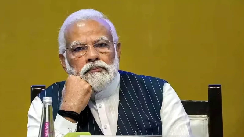 অপ্রয়োজনীয় ব্যয় কমাতে যে পরামর্শ দিলেন নরেন্দ্র মোদি