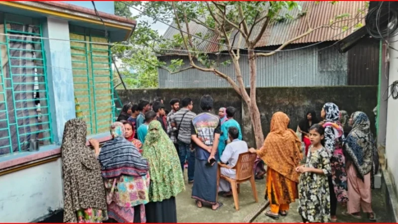 সোনারগাঁয়ে দুর্বৃত্তদের হামলায় সুতা ব্যবসায়ী নিহত, আহত স্ত্রী