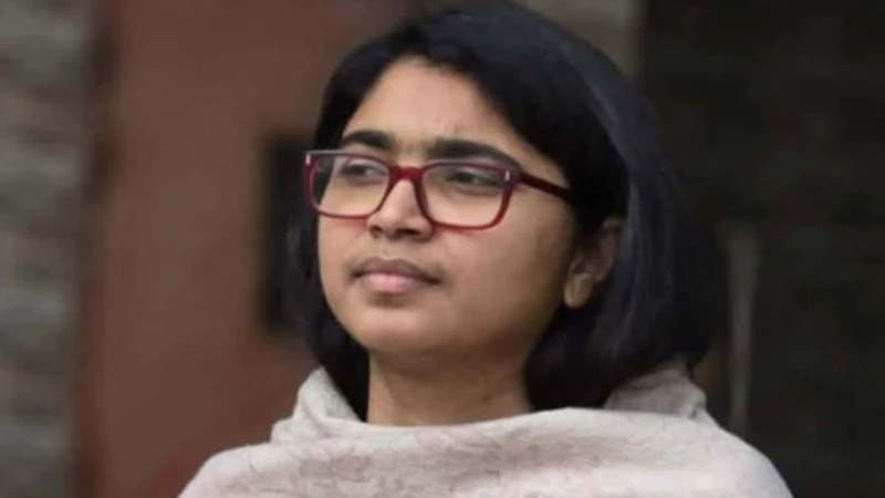 আর কত মিথ্যার রাজনীতি