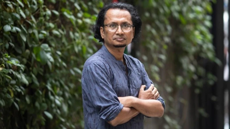 দিল্লিতে প্রবেশ না করেই বিমানবন্দর ত্যাগ করলেন প্রধানমন্ত্রীর উপদেষ্টা