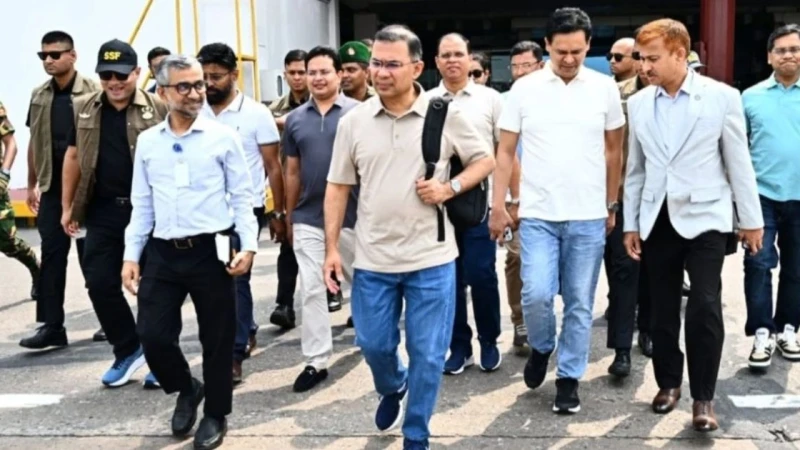 ফ্যামিলি কার্ড বিতরণ করতে মৌলভীবাজারের পথে প্রধানমন্ত্রী