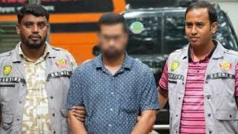 সাবেক ভূমিমন্ত্রীর ফেসবুক পেজের এডমিন গ্রেপ্তার