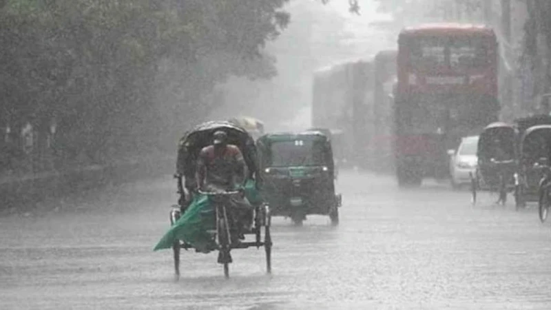 দুপুরের মধ্যে ঢাকাসহ ১৪ জেলায় ঝড়ের আভাস