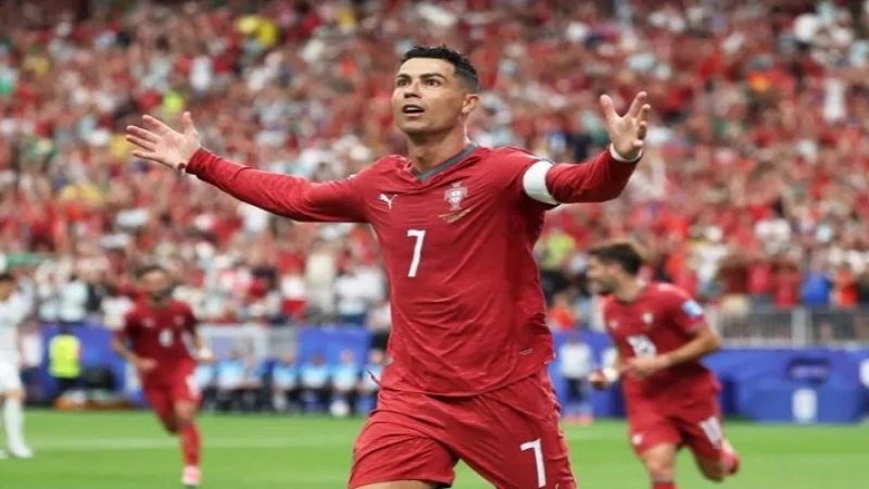 রোনালদোর জোড়া গোলে পর্তুগালের দাপুটে জয়