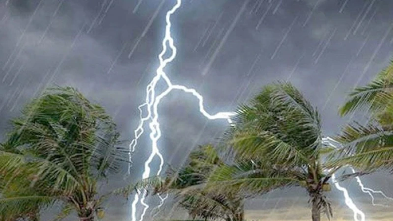 ১৬ জেলায় ঝড়ের শঙ্কা, নদীবন্দরে সতর্কবার্তা