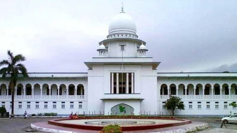 অনুমোদন ছাড়া স্লিপার বাস সড়কে চলবে না: হাইকোর্ট