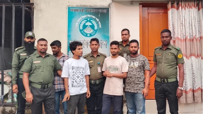 মিরপুর বিআরটিএতে অভিযান, চার দালালের দুই মাসের কারাদণ্ড