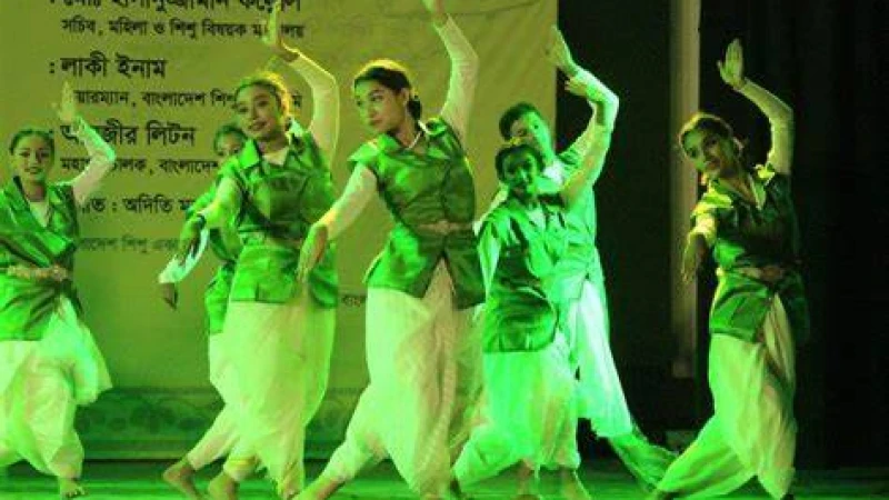 শিশু একাডেমিতে রবীন্দ্রনাথের ১৬২তম জন্মবার্ষিকী উদযাপন