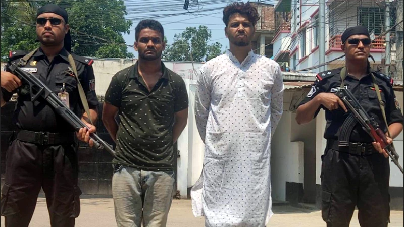 কুমিল্লায় বোরকা পড়ে গুলি চালানো যুবক গ্রেপ্তার