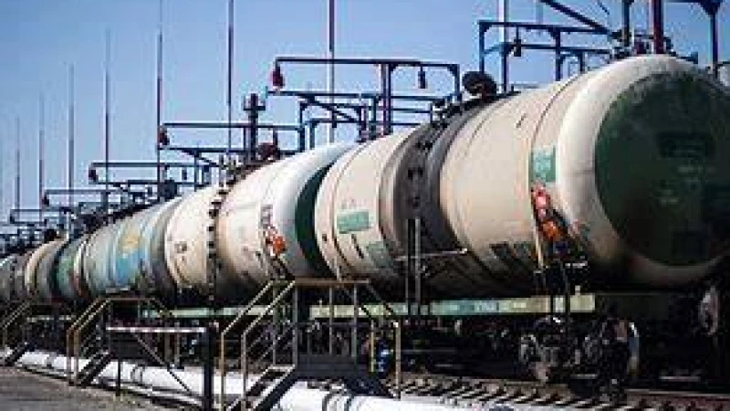 রাশিয়া থেকে ভারতের তেল আমদানি বেড়েছে ১০ গুণ