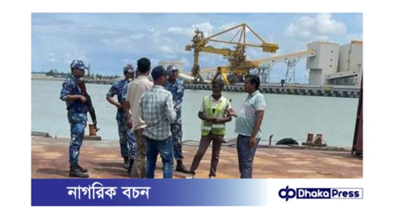 মাতারবাড়ির বিদ্যুৎ কেন্দ্রের তামার তার পাচারকালে নৌবাহিনীর হাতে আটক-৭