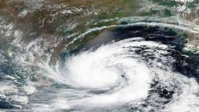 ঘূর্ণিঝড় ‘মোখা’ মিয়ানমারে ক্ষতিগ্রস্ত হতে পারে ১ কোটি ৭০ লাখ মানুষ