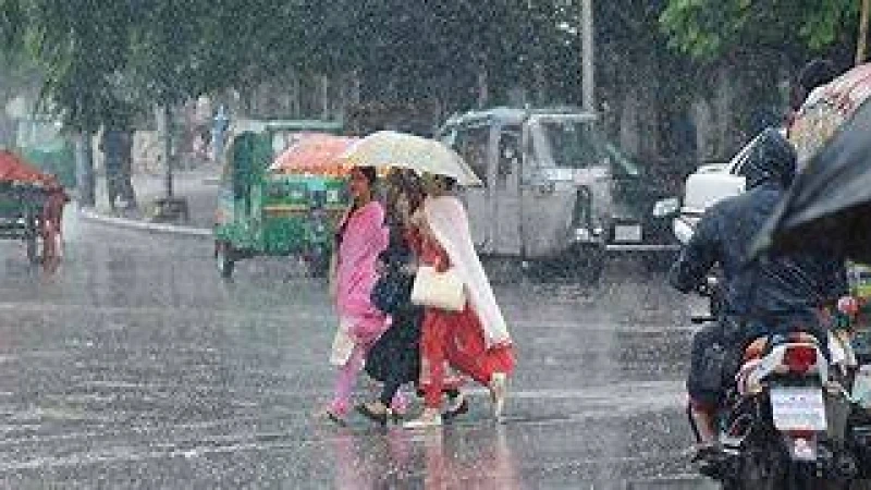 বিকেল থেকে ঢাকায় বৃষ্টি, টানা  কয়েক দিন চলতে পারে