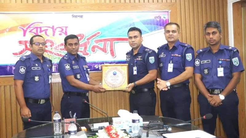 গাইবান্ধা জেলার অতিরিক্ত পুলিশ সুপার ইবনে মিজান ও সিনিয়র সহকারী পুলিশ সুপার উদয় কুমার সাহার বিদায় জনিত সংবর্ধনা 