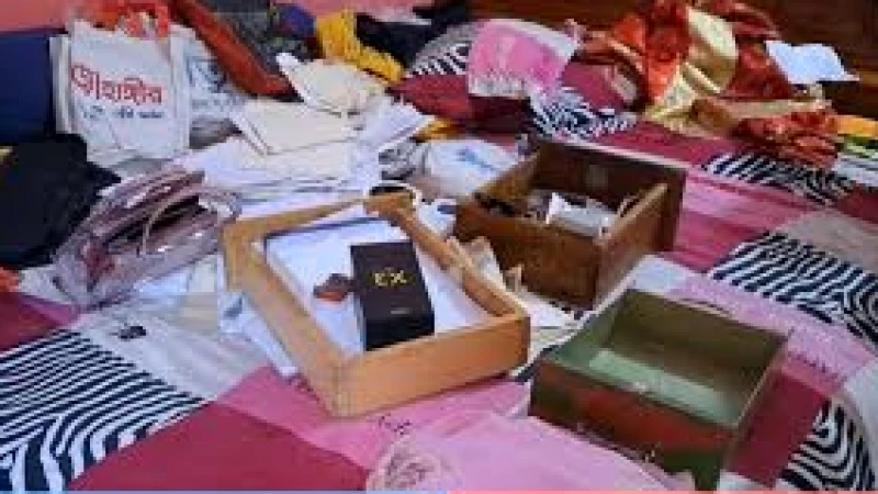 সাঁথিয়ায় দুর্ধর্ষ চুরি: গৃহস্থের লক্ষাধিক টাকার সম্পদ লুট