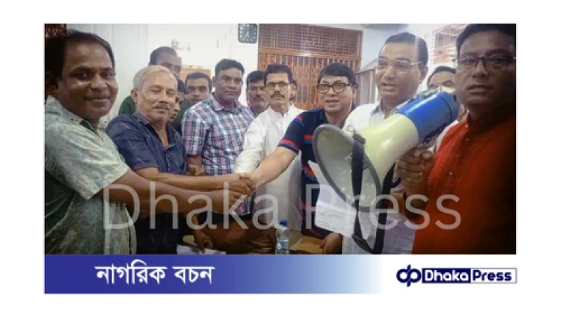 হিন্দুরা সংখ্যালঘু নয় তারা বাংলাদেশের নাগরিক তারা আমাদের ভাই - অধ্যাপক ডা: মঈনুল হাসান সাদিক