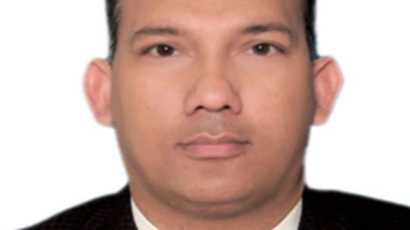 জাতীয় পর্যায়ে ৩য় বারের মত শ্রেষ্ঠ ডিডিএলজি নির্বাচিত হয়েছেন সিরাজগঞ্জ জেলার ডিডিএলজি তোফাজ্জল হোসেন 