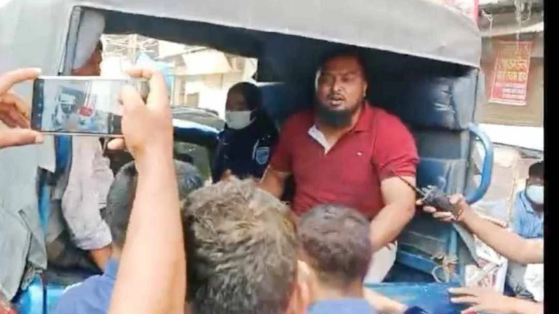 ছাত্রলীগের কুখ্যাত  সন্ত্রাসী লিমন, জনি আটক