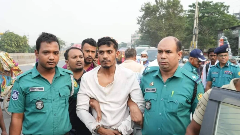 চোরাই পথে আনা বিপুল পরিমাণ মোবাইল ফোন সেট উদ্ধারসহ একজনকে গ্রেফতার করেছে যাত্রাবাড়ী থানা পুলিশ