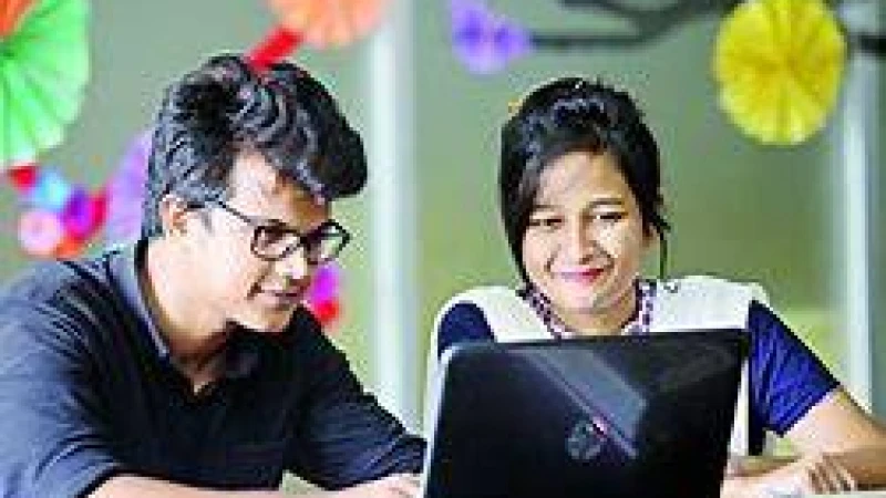 বিদেশি সংস্থায় চাকরি, বেতন বছরে ১৩ লাখের বেশি