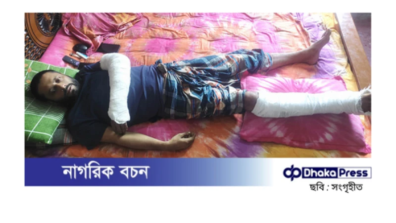 সন্ত্রাসীদের বিরুদ্ধে মামলা করে পালিয়ে বেড়াচ্ছেন ব্যবসায়ী