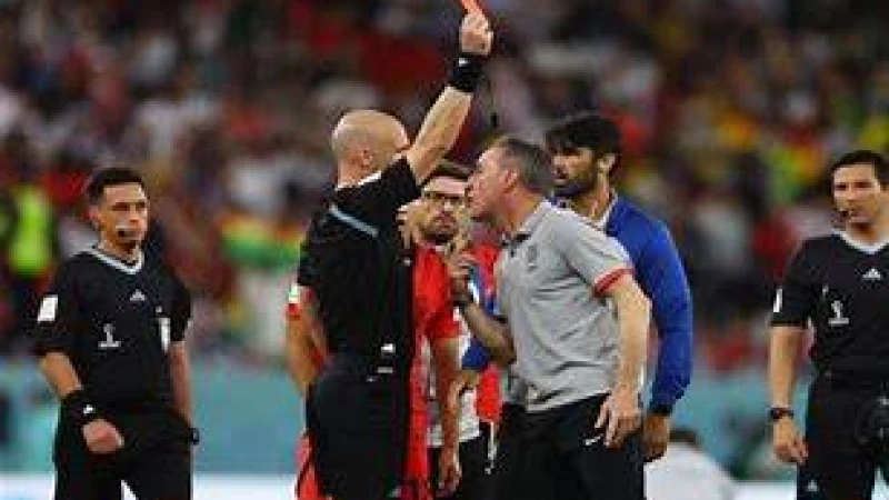 লাল কার্ড দেখলেন ভিনিসিয়ুস, হারল রিয়াল