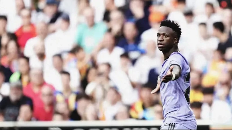 ভিডিওতে বর্ণবাদের প্রমাণ হাজির করলেন ভিনিসিয়াস