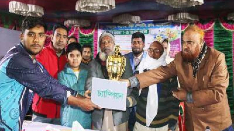 সুপার নাইট টি-টেন টুর্নামেন্টের ফাইনাল কুড়িগ্রামে অনুষ্ঠিত 