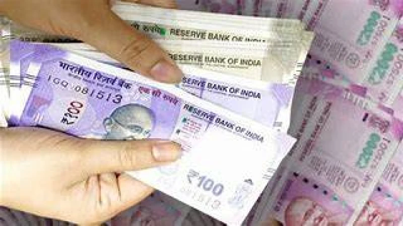 দিনমজুরের একাউন্টে ঢুকলো ১০০ কোটি টাকা!