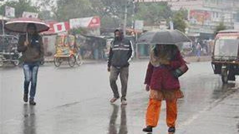 বৃষ্টির সুফল ঢাকার বাতাসে