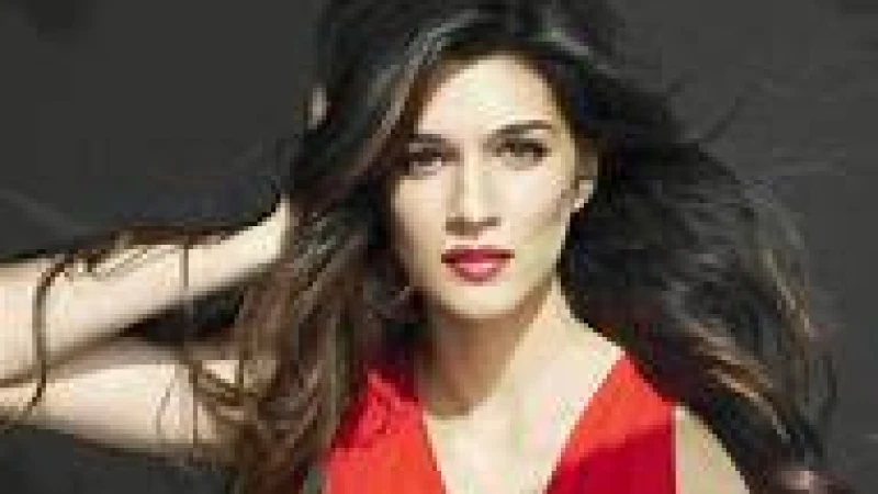 ওই দিনগুলো মনে করলেন কৃতি