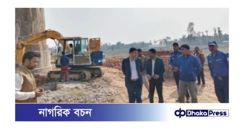 অনুমোদনহীন ৫ ইটভাটা বুলডোজার দিয়ে গুঁড়িয়ে দিলো প্রশাসন