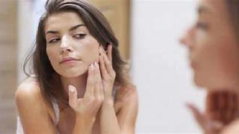 শীতের ত্বকের সমস্যা দেখা দিচ্ছে গরমেও, কী করবেন