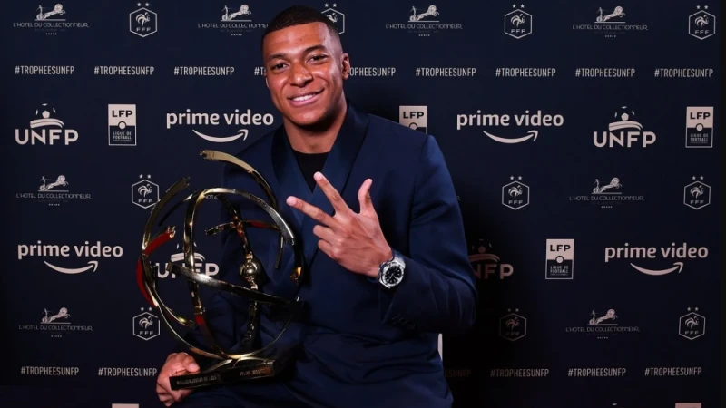 টানা ৪বার ফরাসি লিগের সেরা খেলোয়াড় এমবাপ্পে