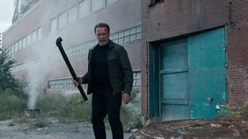 ৭৫ বছর বয়সেও ফিট শোয়ার্জনেগার