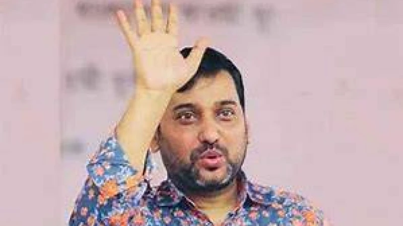 বিদেশ যেতে পারবেন চিকিৎসার উদ্দেশ্যে সম্রাট