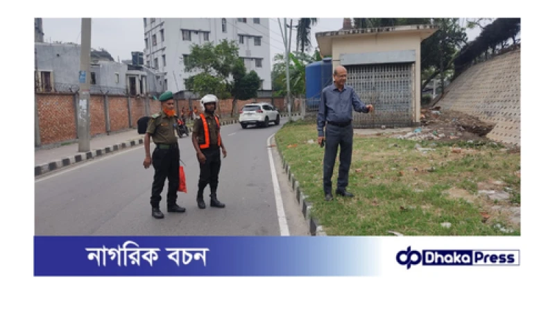 হাতিরঝিলে নিয়মিত পরিচ্ছন্নতা কার্যক্রম পরিদর্শনে রাজউক চেয়ারম্যান: অবৈধ পকেট গেট বন্ধের নির্দেশ 