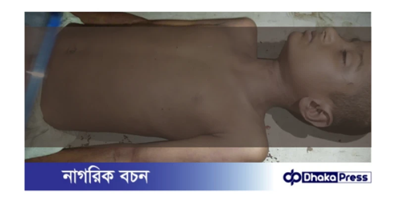 হত্যা নাকি আত্যহত্যা সংবাদ প্রকাশে সাংবাদিকদের বাঁধা আরেক সাংবাদিক-মোফাস্সেলকে মারা হয়েছে বলে দাবি করেন স্বজনরা।