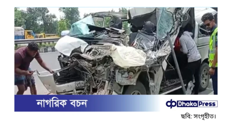 টাঙ্গাইলে ট্রাকের পেছনে মাইক্রোবাসের ধাক্কায় নিহত ৩ জন