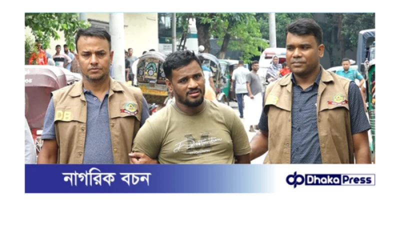 চট্টগ্রামের পটিয়ার সোহেল ডিবি পরিচয়ে প্রতারণা ও চাঁদাবাজি কালে আটক....!