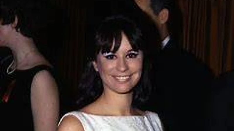 মারা গেছেন গায়িকা অ্যাস্ট্রুড গিলবার্তো