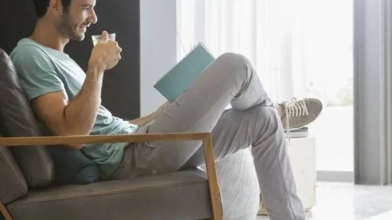 গরমে পুরুষরা যে ধরনের পোশাক পরলে সৌন্দর্য সঙ্গে স্বস্তির পাবে