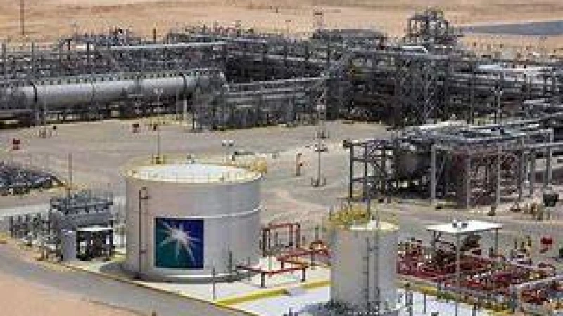 তেল উৎপাদনে কৌশলী হচ্ছে সৌদি আরব